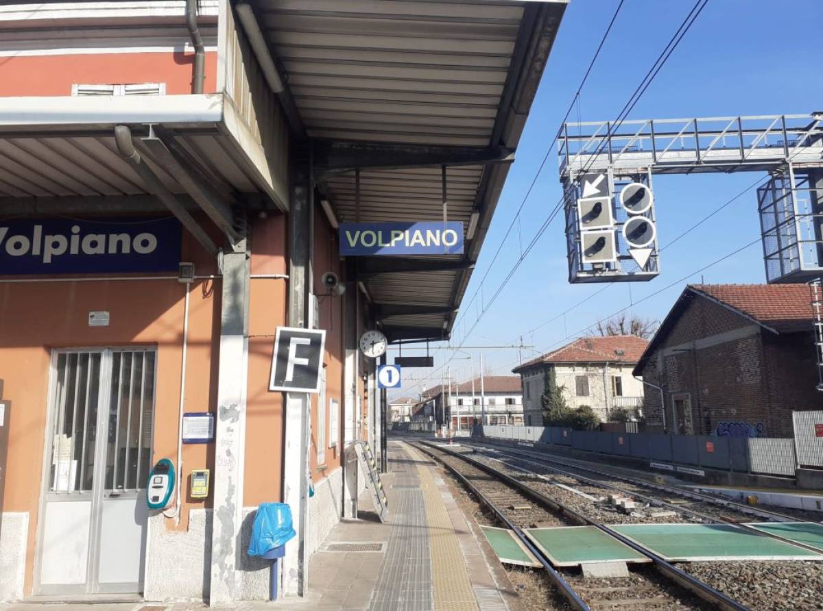 Nuovi disagi a Volpiano per la chiusura totale, da questa sera, del passaggio a livello della stazione